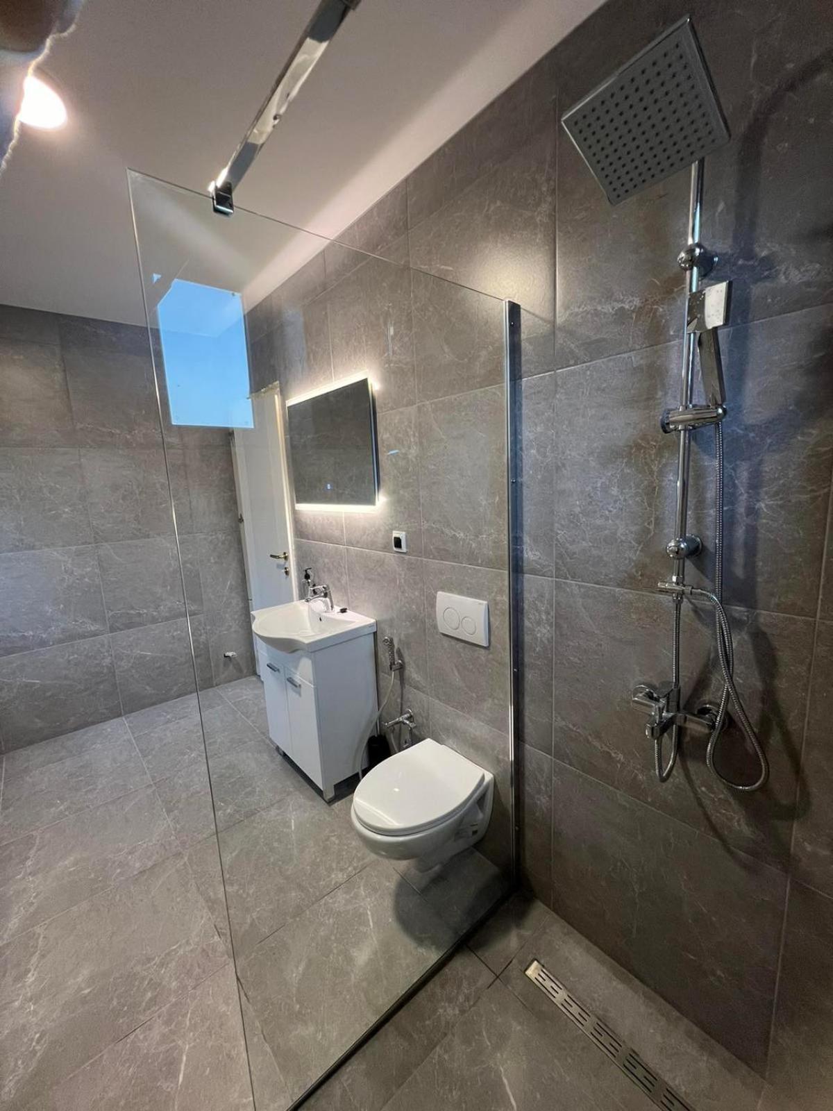 Old Town Hideaway Apartment Сараево Екстериор снимка
