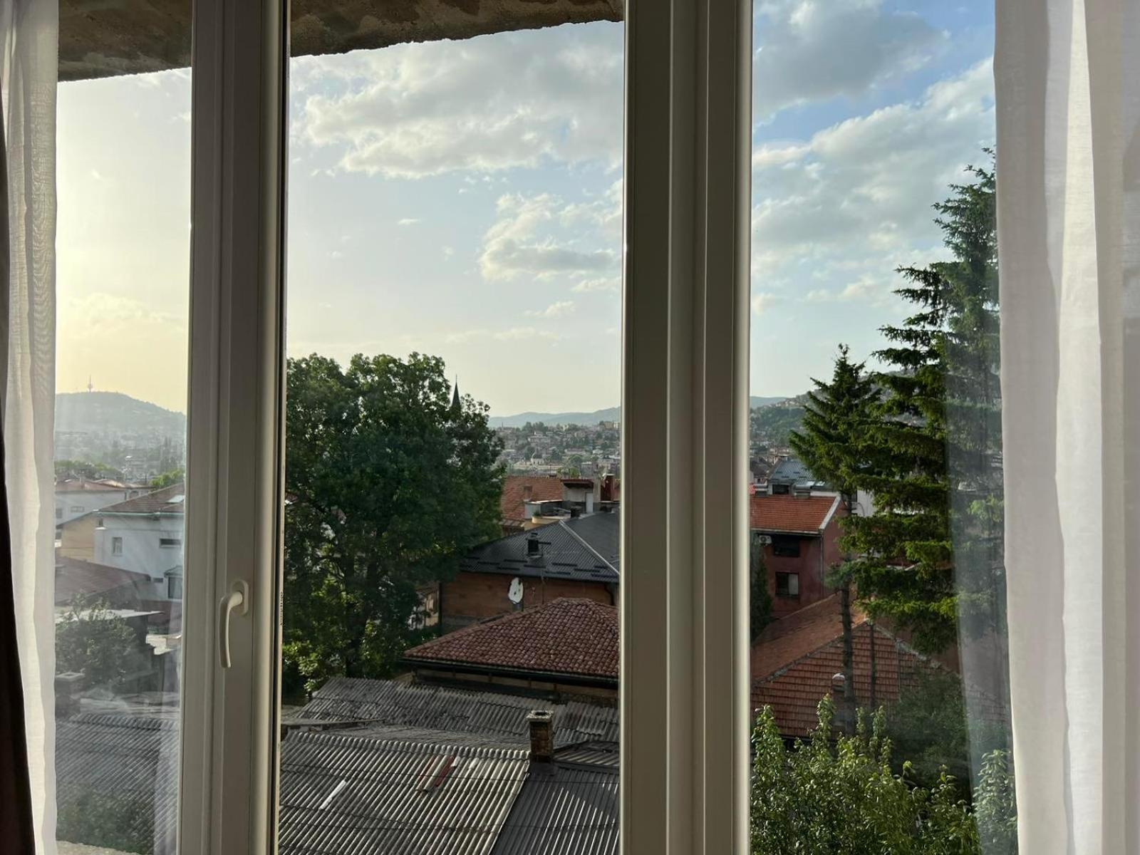 Old Town Hideaway Apartment Сараево Екстериор снимка